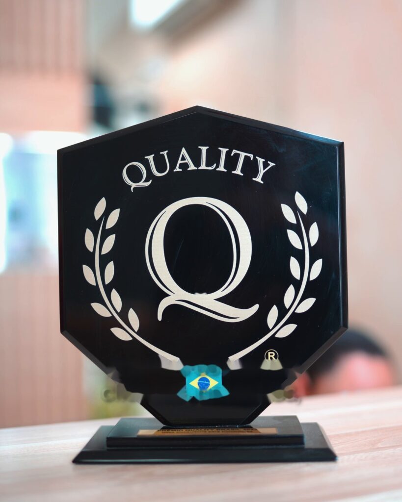 Troféu Prêmio Quality 2025 recebido pela GWA Consultoria